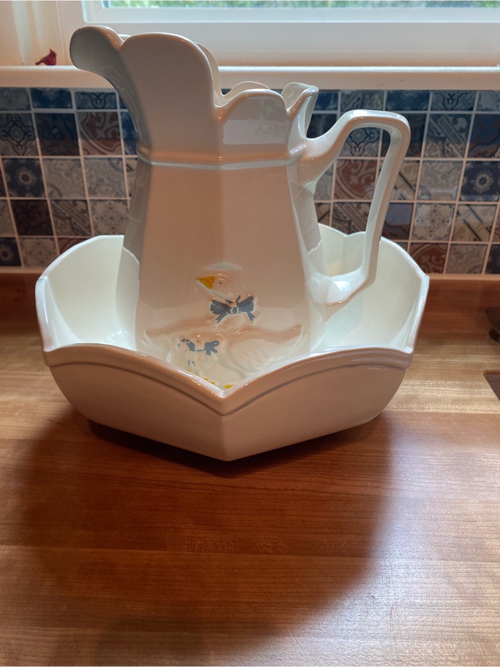 VINTAGE White Ceramic Pitcher and Basin Set with Duck Motif, Hexagon Bowl